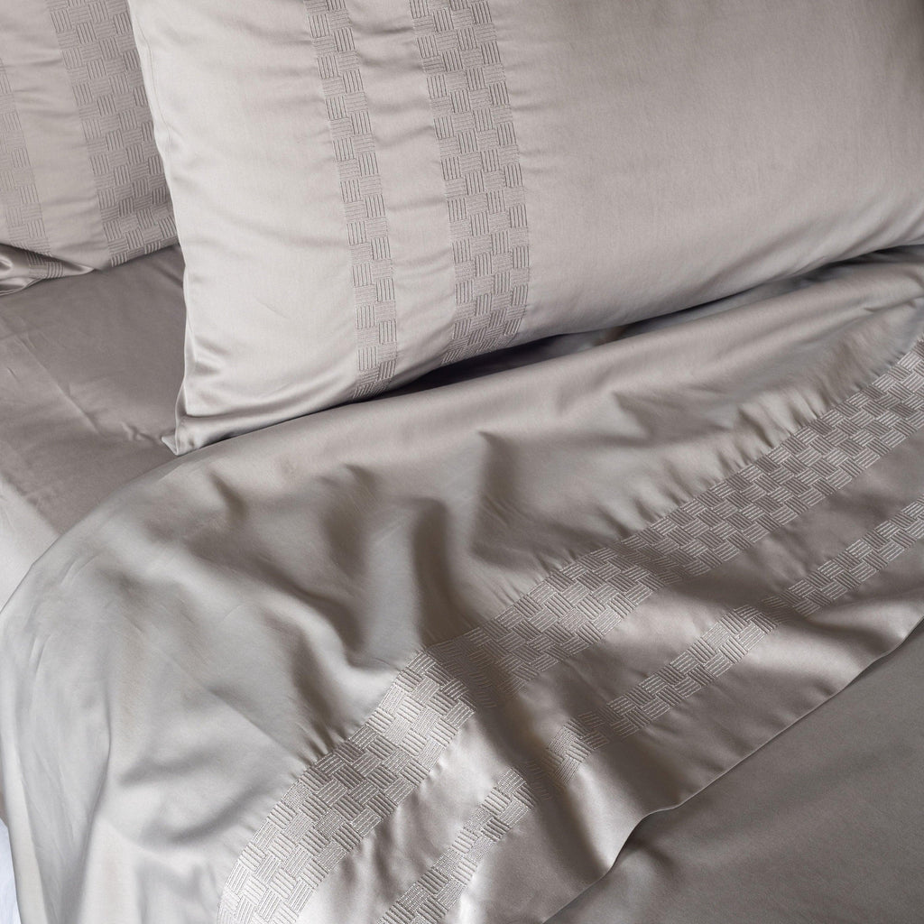 Rectangular Pillowcase in Cotton Satin Titane - Carré Blanc Canada