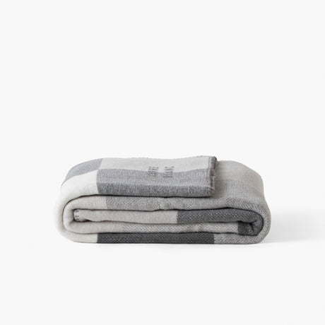 Fleece Throw Adret Grey - Carré Blanc Canada