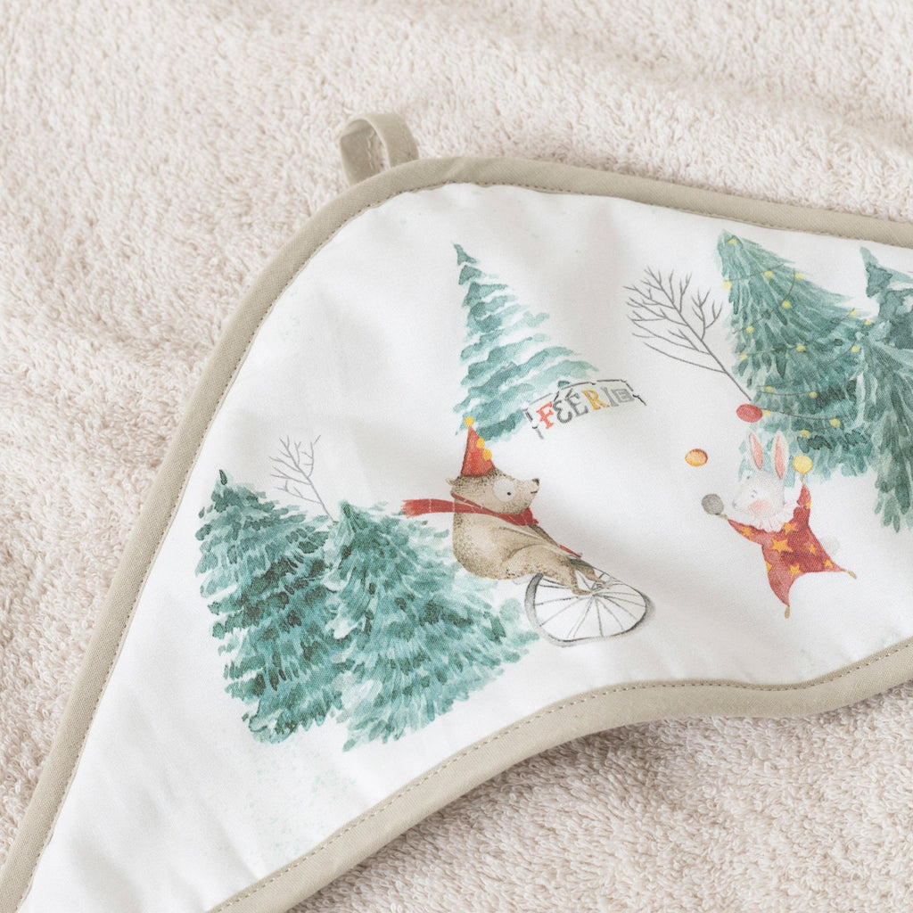 Bath Cape in Cotton Feeries Ivory - Carré Blanc Canada