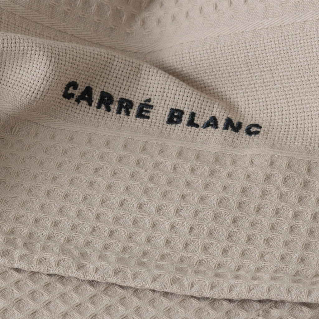 Tea Towel in Honeycomb Cotton Signature Beige - Carré Blanc Canada