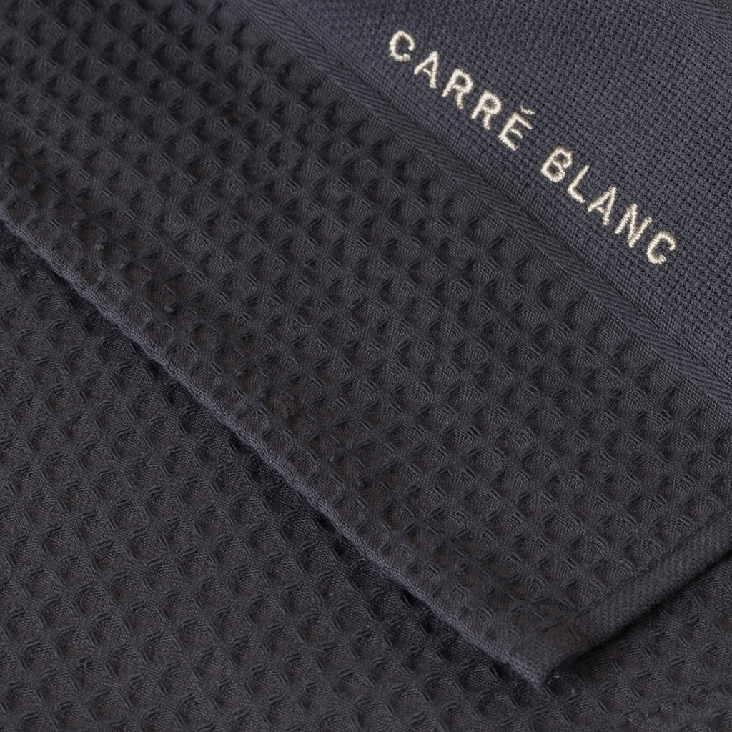 Tea Towel in Honeycomb Cotton Signature Charcoal - Carré Blanc Canada